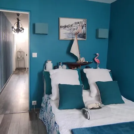 chambres côté plage, aperçu mer, côté plage et aéroport, climatisées et parking gratuit-2