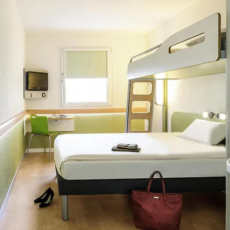 Ibis Budget Hyères-2
